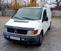 Белый Мерседес Вито, объемом двигателя 2.3 л и пробегом 356 тыс. км за 2500 $, фото 1 на Automoto.ua
