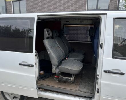 Білий Мерседес Віто, об'ємом двигуна 2.3 л та пробігом 600 тис. км за 2849 $, фото 7 на Automoto.ua