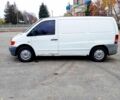 Белый Мерседес Вито, объемом двигателя 2.3 л и пробегом 356 тыс. км за 2500 $, фото 2 на Automoto.ua