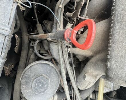 Белый Мерседес Вито, объемом двигателя 2.3 л и пробегом 415 тыс. км за 2999 $, фото 7 на Automoto.ua