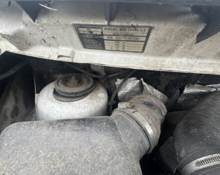 Белый Мерседес Вито, объемом двигателя 2.3 л и пробегом 415 тыс. км за 2999 $, фото 11 на Automoto.ua