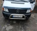 Білий Мерседес Віто, об'ємом двигуна 2.3 л та пробігом 382 тис. км за 3579 $, фото 1 на Automoto.ua