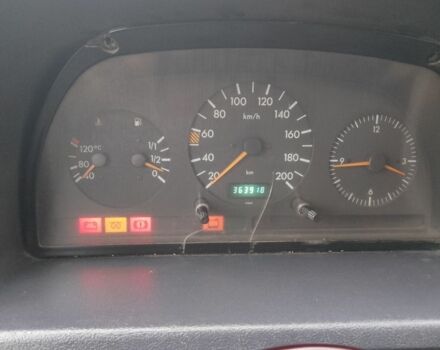 Белый Мерседес Вито, объемом двигателя 0 л и пробегом 3 тыс. км за 4100 $, фото 4 на Automoto.ua