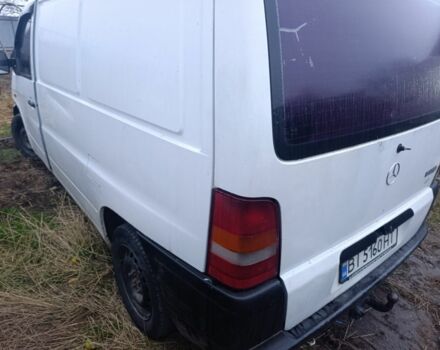 Белый Мерседес Вито, объемом двигателя 2.3 л и пробегом 340 тыс. км за 1600 $, фото 5 на Automoto.ua