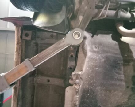 Белый Мерседес Вито, объемом двигателя 2.3 л и пробегом 500 тыс. км за 4300 $, фото 14 на Automoto.ua