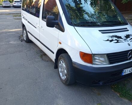 Белый Мерседес Вито, объемом двигателя 2.3 л и пробегом 500 тыс. км за 4300 $, фото 4 на Automoto.ua