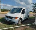 Белый Мерседес Вито, объемом двигателя 2.3 л и пробегом 300 тыс. км за 3500 $, фото 1 на Automoto.ua