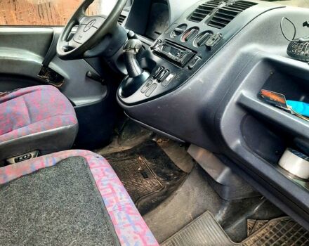 Белый Мерседес Вито, объемом двигателя 2.3 л и пробегом 0 тыс. км за 3800 $, фото 6 на Automoto.ua