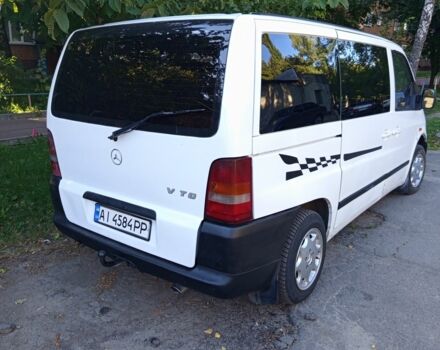 Белый Мерседес Вито, объемом двигателя 2.3 л и пробегом 500 тыс. км за 4300 $, фото 7 на Automoto.ua