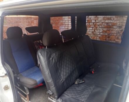 Белый Мерседес Вито, объемом двигателя 2.3 л и пробегом 500 тыс. км за 4300 $, фото 9 на Automoto.ua