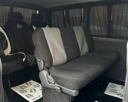 Белый Мерседес Вито, объемом двигателя 2.1 л и пробегом 333 тыс. км за 3700 $, фото 5 на Automoto.ua