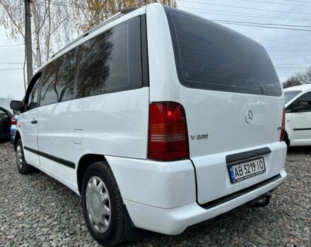 Белый Мерседес Вито, объемом двигателя 2.1 л и пробегом 333 тыс. км за 3700 $, фото 3 на Automoto.ua