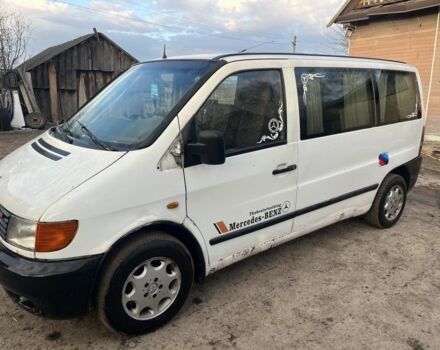 Белый Мерседес Вито, объемом двигателя 2.2 л и пробегом 270 тыс. км за 2000 $, фото 3 на Automoto.ua