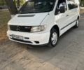 Мерседес Віто 1999 у Чернівцях на Automoto.ua Білий Мерседес Віто, об'ємом двигуна 2.1 л та пробігом 440 тис. км за 2499 $, фото 1 на Automoto.ua