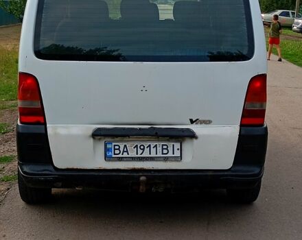 Білий Мерседес Віто, об'ємом двигуна 2.2 л та пробігом 0 тис. км за 3000 $, фото 2 на Automoto.ua