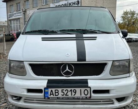 Белый Мерседес Вито, объемом двигателя 2.1 л и пробегом 333 тыс. км за 3700 $, фото 4 на Automoto.ua