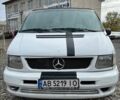 Белый Мерседес Вито, объемом двигателя 2.1 л и пробегом 333 тыс. км за 3700 $, фото 4 на Automoto.ua