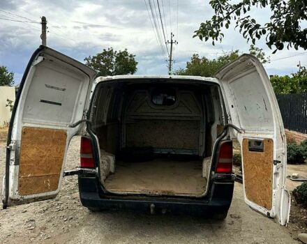 Белый Мерседес Вито, объемом двигателя 2.2 л и пробегом 0 тыс. км за 3000 $, фото 4 на Automoto.ua