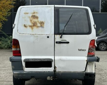 Мерседес Вито 1999 в Белой Церкве на Automoto.ua Белый Мерседес Вито, объемом двигателя 2.3 л и пробегом 400 тыс. км за 1350 $, фото 3 на Automoto.ua
