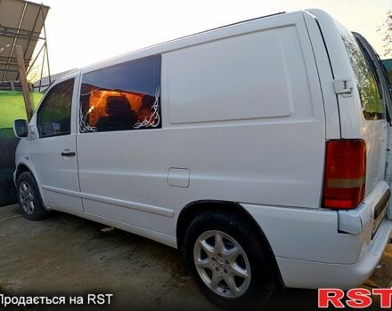 Білий Мерседес Віто, об'ємом двигуна 2.1 л та пробігом 469 тис. км за 2800 $, фото 4 на Automoto.ua