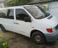 Белый Мерседес Вито, объемом двигателя 0 л и пробегом 200 тыс. км за 2427 $, фото 8 на Automoto.ua