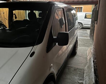 Белый Мерседес Вито, объемом двигателя 2.1 л и пробегом 500 тыс. км за 2000 $, фото 3 на Automoto.ua