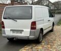 Белый Мерседес Вито, объемом двигателя 2.2 л и пробегом 330 тыс. км за 3300 $, фото 5 на Automoto.ua