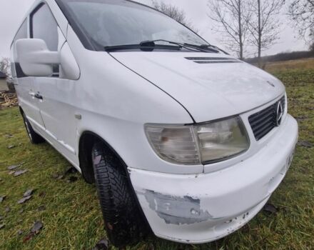 Белый Мерседес Вито, объемом двигателя 2.2 л и пробегом 310 тыс. км за 3200 $, фото 2 на Automoto.ua