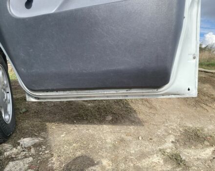 Білий Мерседес Віто, об'ємом двигуна 2.1 л та пробігом 380 тис. км за 5300 $, фото 5 на Automoto.ua