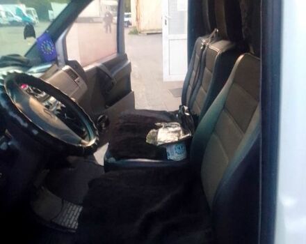 Мерседес Вито 2001 в Полтаве на Automoto.ua Белый Мерседес Вито, объемом двигателя 2.1 л и пробегом 300 тыс. км за 4000 $, фото 3 на Automoto.ua