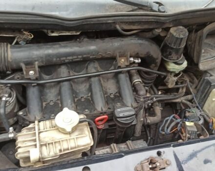 Белый Мерседес Вито, объемом двигателя 2 л и пробегом 111 тыс. км за 3000 $, фото 3 на Automoto.ua