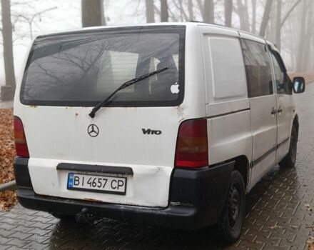 Белый Мерседес Вито, объемом двигателя 2.1 л и пробегом 450 тыс. км за 2200 $, фото 3 на Automoto.ua