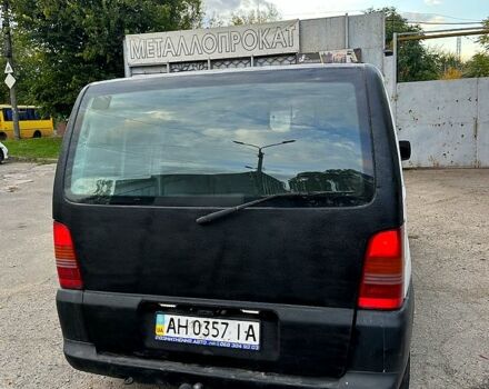 Белый Мерседес Вито, объемом двигателя 2.2 л и пробегом 270 тыс. км за 2700 $, фото 1 на Automoto.ua