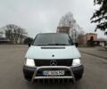 Белый Мерседес Вито, объемом двигателя 2.1 л и пробегом 300 тыс. км за 5500 $, фото 2 на Automoto.ua