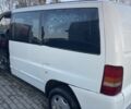 Белый Мерседес Вито, объемом двигателя 2.1 л и пробегом 450 тыс. км за 2000 $, фото 3 на Automoto.ua