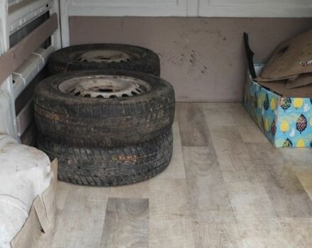 Белый Мерседес Вито, объемом двигателя 2.2 л и пробегом 301 тыс. км за 3500 $, фото 11 на Automoto.ua