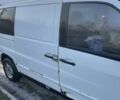 Белый Мерседес Вито, объемом двигателя 2.1 л и пробегом 450 тыс. км за 2000 $, фото 4 на Automoto.ua