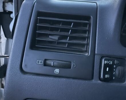 Білий Мерседес Віто, об'ємом двигуна 2.2 л та пробігом 3 тис. км за 4300 $, фото 5 на Automoto.ua