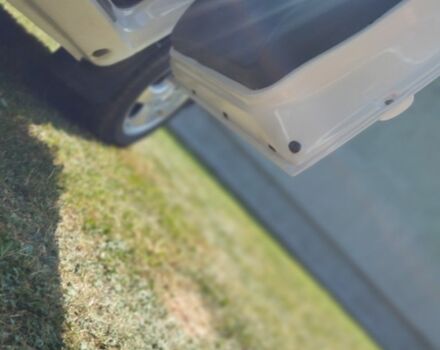 Білий Мерседес Віто, об'ємом двигуна 0 л та пробігом 350 тис. км за 4599 $, фото 4 на Automoto.ua