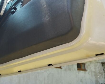 Білий Мерседес Віто, об'ємом двигуна 0 л та пробігом 350 тис. км за 4599 $, фото 16 на Automoto.ua