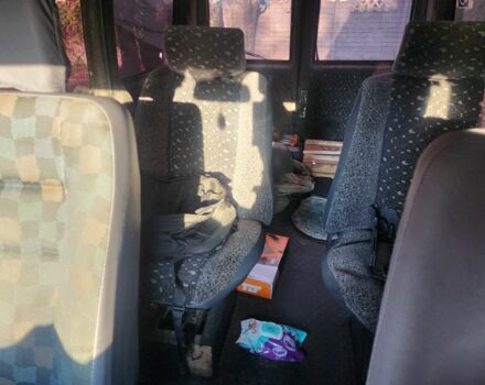 Білий Мерседес Віто, об'ємом двигуна 2 л та пробігом 300 тис. км за 1894 $, фото 3 на Automoto.ua