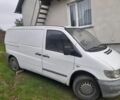 Белый Мерседес Вито, объемом двигателя 2.1 л и пробегом 300 тыс. км за 3000 $, фото 1 на Automoto.ua