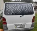 Белый Мерседес Вито, объемом двигателя 2.1 л и пробегом 300 тыс. км за 3000 $, фото 2 на Automoto.ua