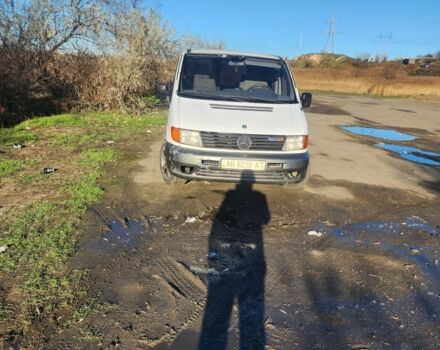 Білий Мерседес Віто, об'ємом двигуна 2 л та пробігом 300 тис. км за 1894 $, фото 5 на Automoto.ua