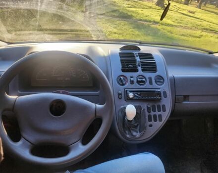 Білий Мерседес Віто, об'ємом двигуна 2 л та пробігом 300 тис. км за 1894 $, фото 2 на Automoto.ua