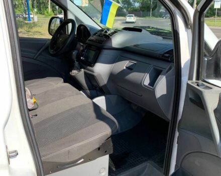 Белый Мерседес Вито, объемом двигателя 2.1 л и пробегом 440 тыс. км за 6200 $, фото 11 на Automoto.ua