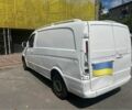 Белый Мерседес Вито, объемом двигателя 2.2 л и пробегом 405 тыс. км за 3500 $, фото 2 на Automoto.ua