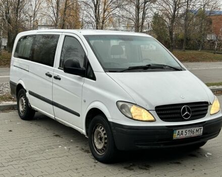 Белый Мерседес Вито, объемом двигателя 2.2 л и пробегом 260 тыс. км за 3750 $, фото 6 на Automoto.ua