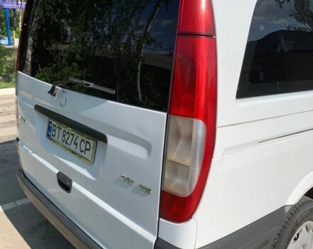 Белый Мерседес Вито, объемом двигателя 2.1 л и пробегом 440 тыс. км за 6200 $, фото 4 на Automoto.ua
