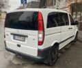 Белый Мерседес Вито, объемом двигателя 2.1 л и пробегом 323 тыс. км за 5400 $, фото 2 на Automoto.ua